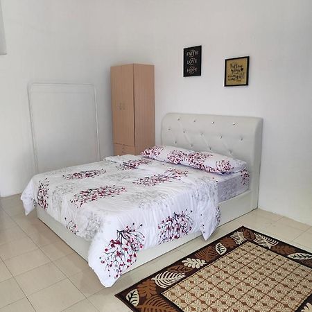 Laman Hanaz Pantai Cenang  Exteriör bild